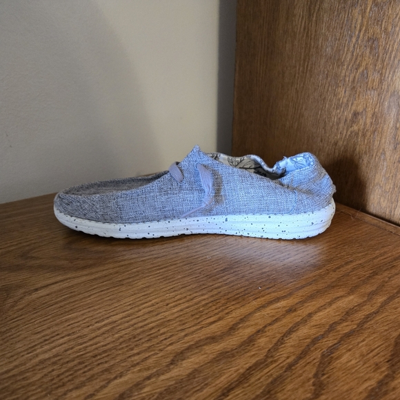 Women's Hey Dude grey Wendy shoes size 8 in very good condition - Picture 7 of 9